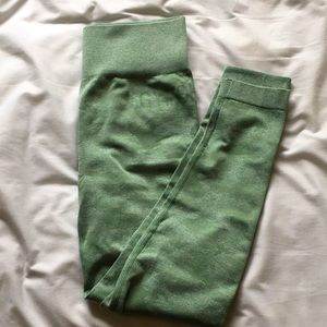 Sage Green Adapt Camo Seamless Leggings - M